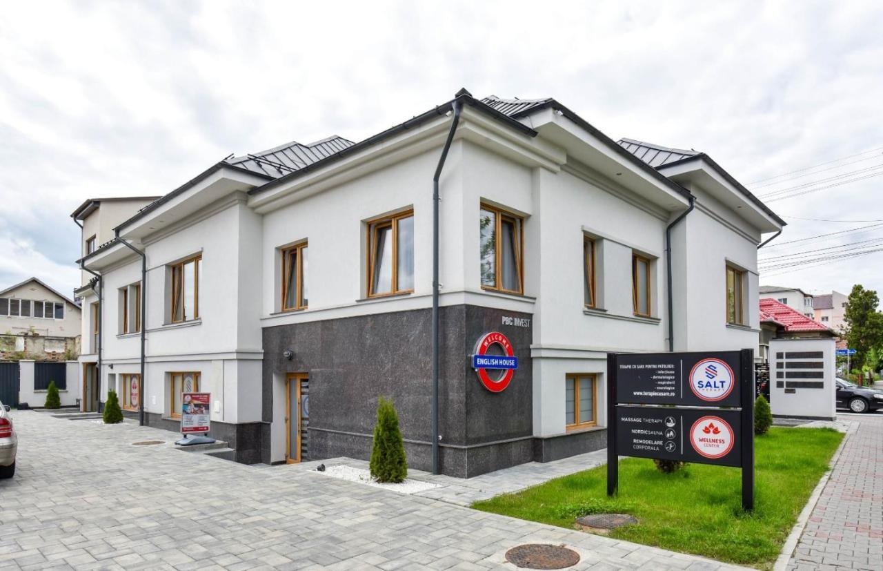 English House Bistrita  Exterior photo